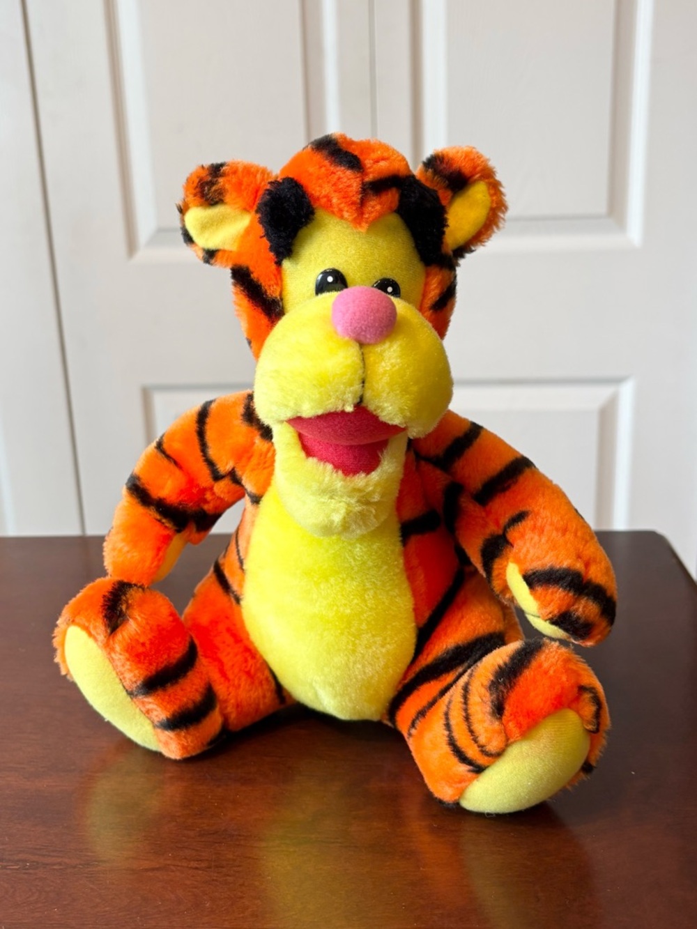 VTG 90’s Disney Tigger Winnie The Pooh The Great American Toy Company Plush